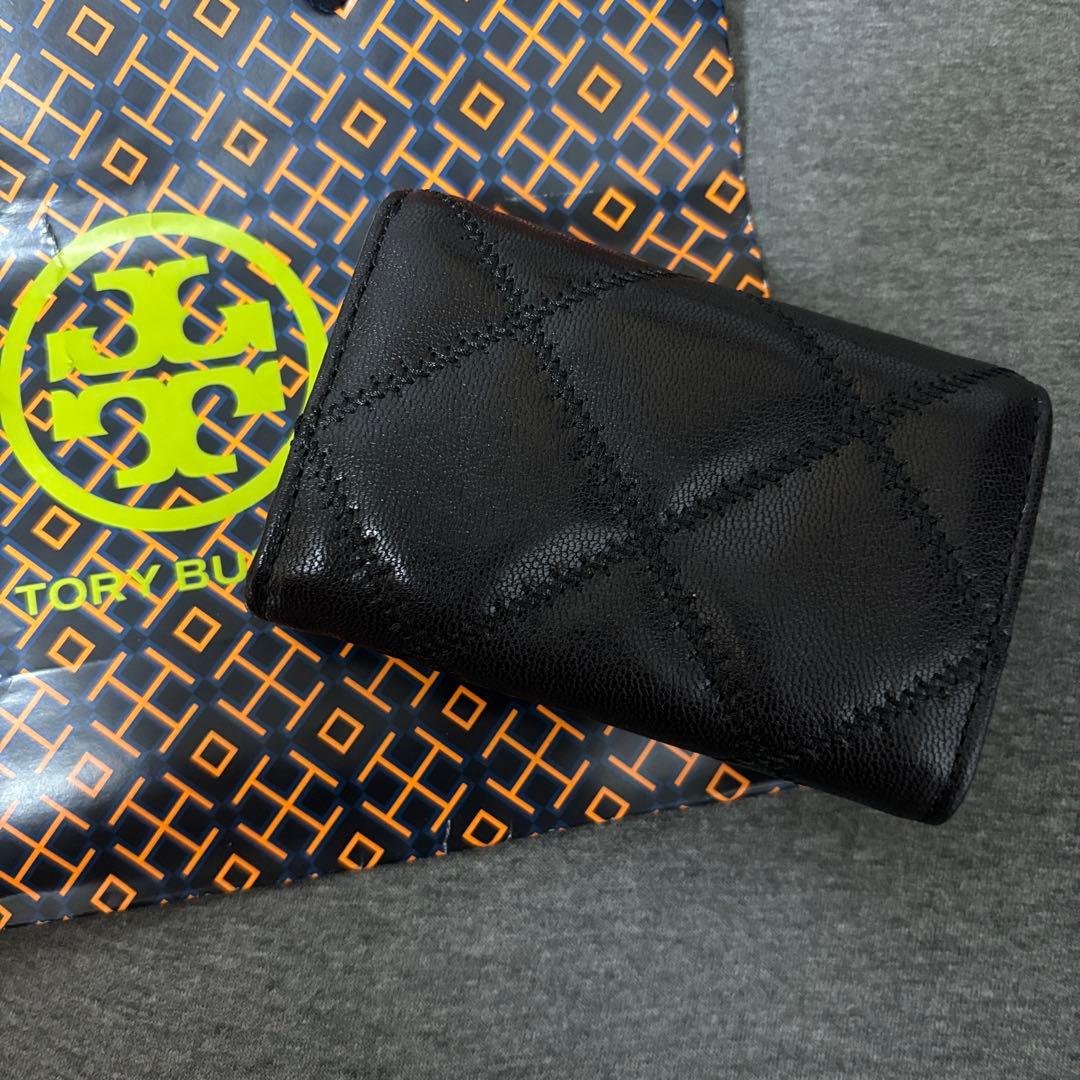 【新品未使用】ToryBurch トリーバーチ　キルティング カードケース