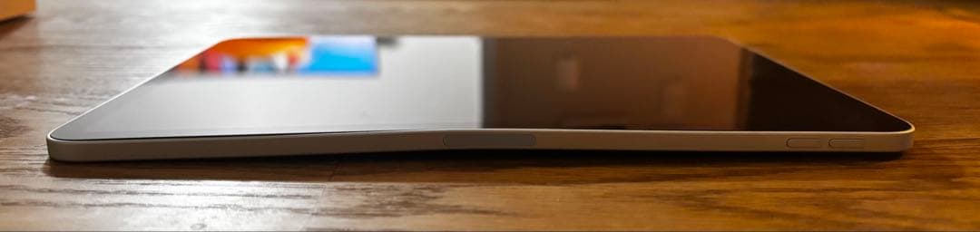 iPad Pro 第一世代 11インチ 64GB シルバー ※本体に反りあり