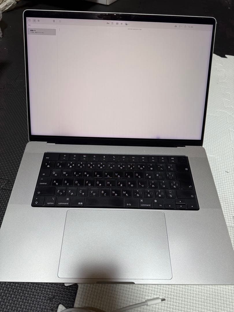 Apple MacBook Pro 16インチ (2021)