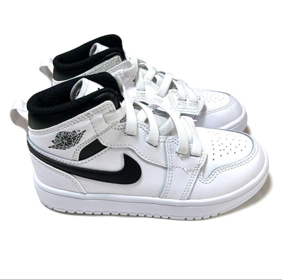 スニーカー Jordan 1 Mid Alt DR9745-132