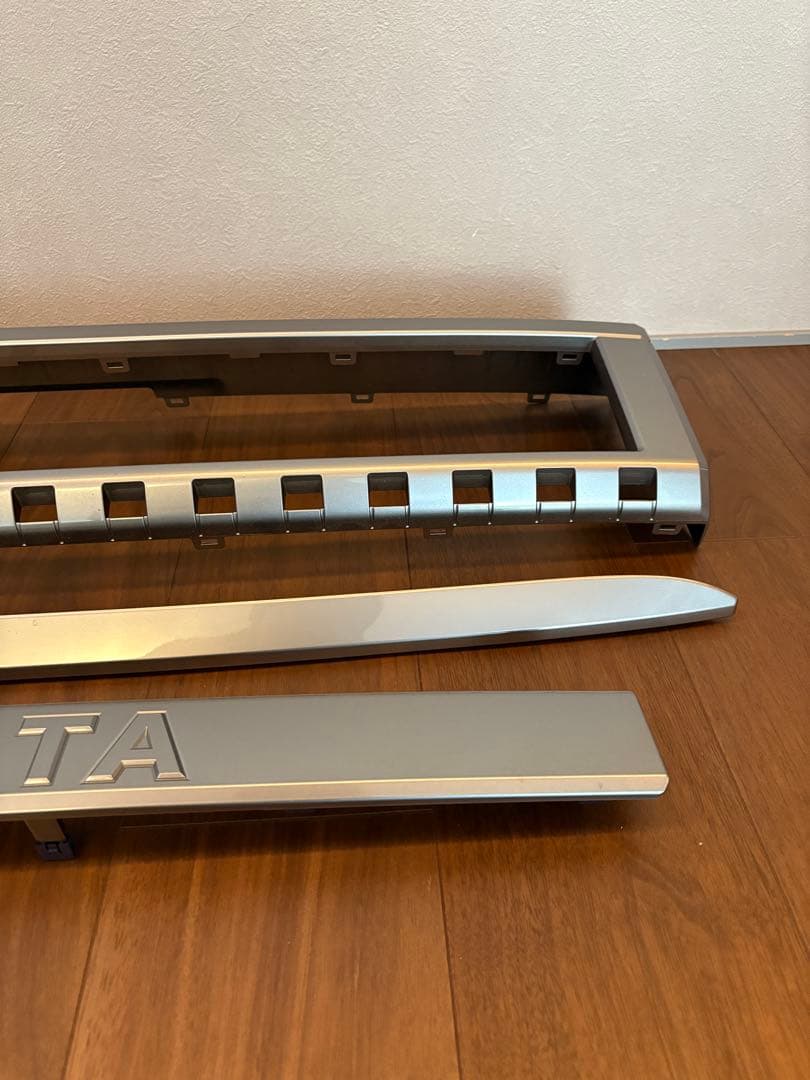 トヨタ ランクル250 グリル ボンネットガーニッシュ リアガーニッシュ 3点