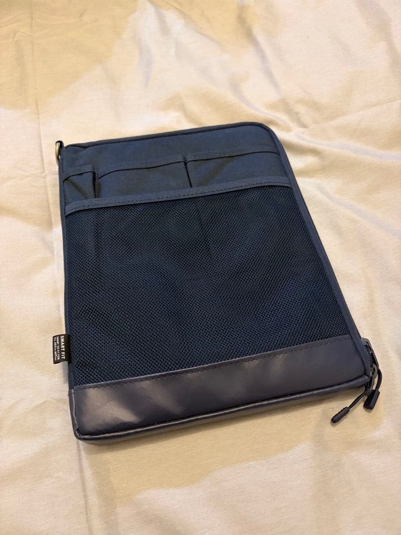 Apple iPad Air 4 Wi-Fi (マジックキーボード付き)