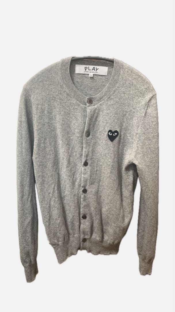 【ありさま】プレイ　コムデギャルソン　カーディガン グレー