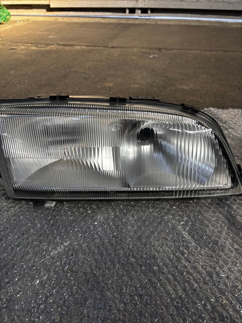 99年式 V70(8B) 純正ヘッドライト