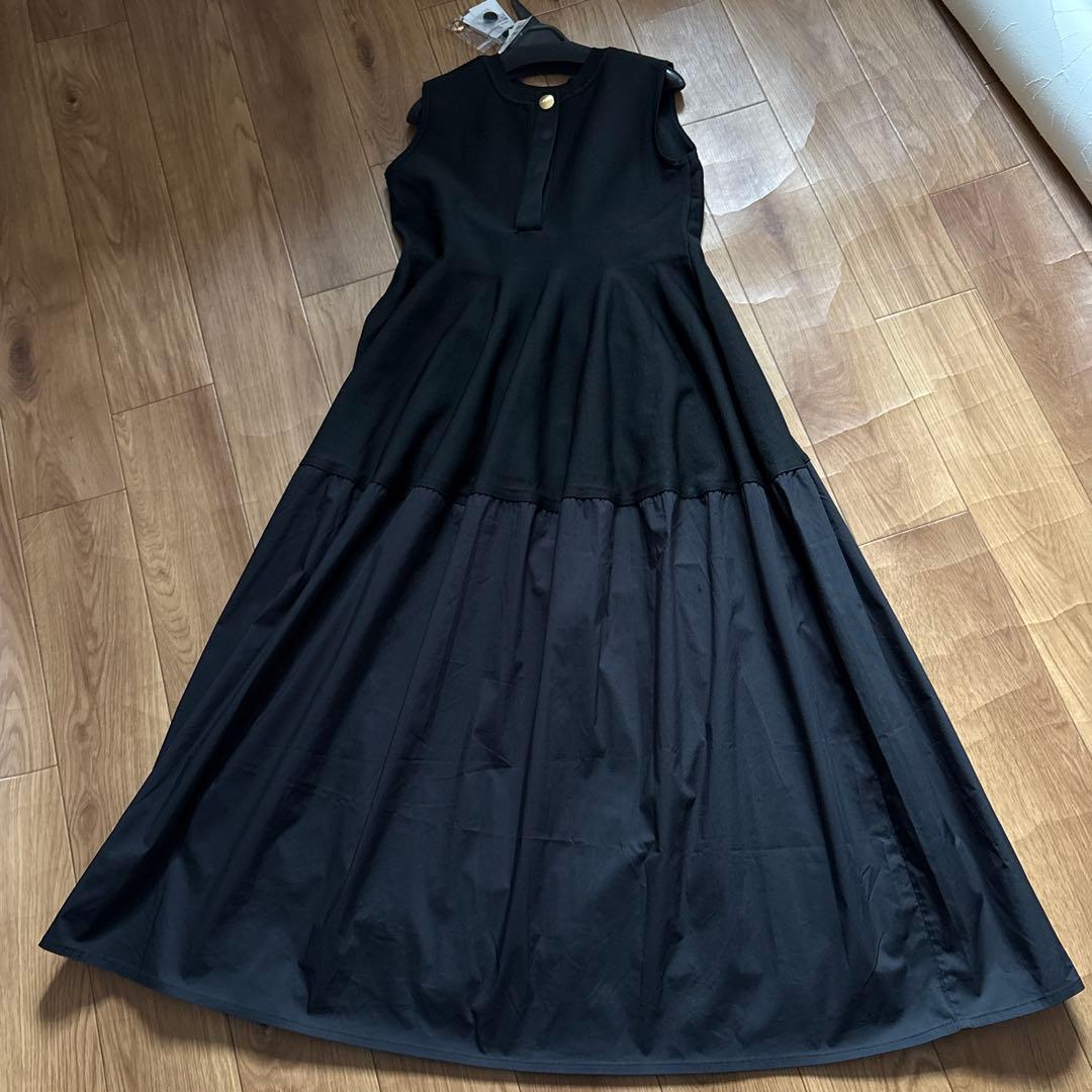 新品タグ付き　Aga Blackスコットクラブ　タフタ切替ニットロングワンピース