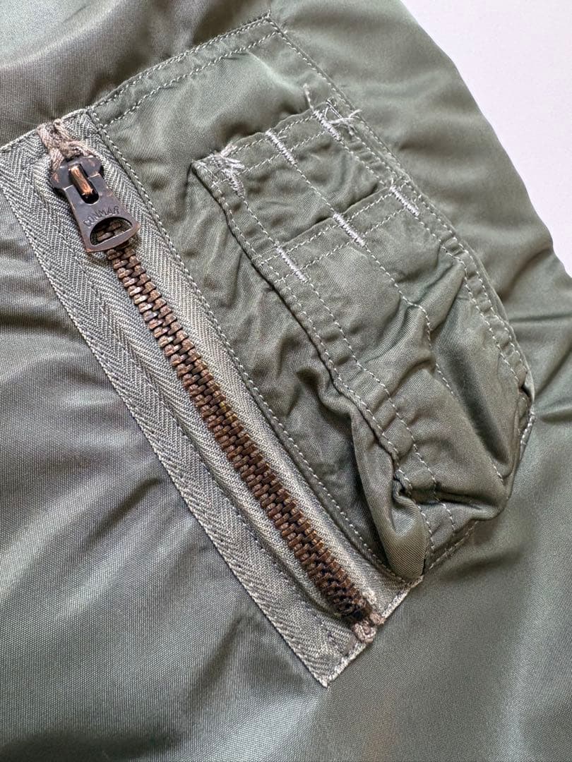 実物米軍USAFA L2-B 貴重なXLサイズ　美品 L2B　（MA-1）