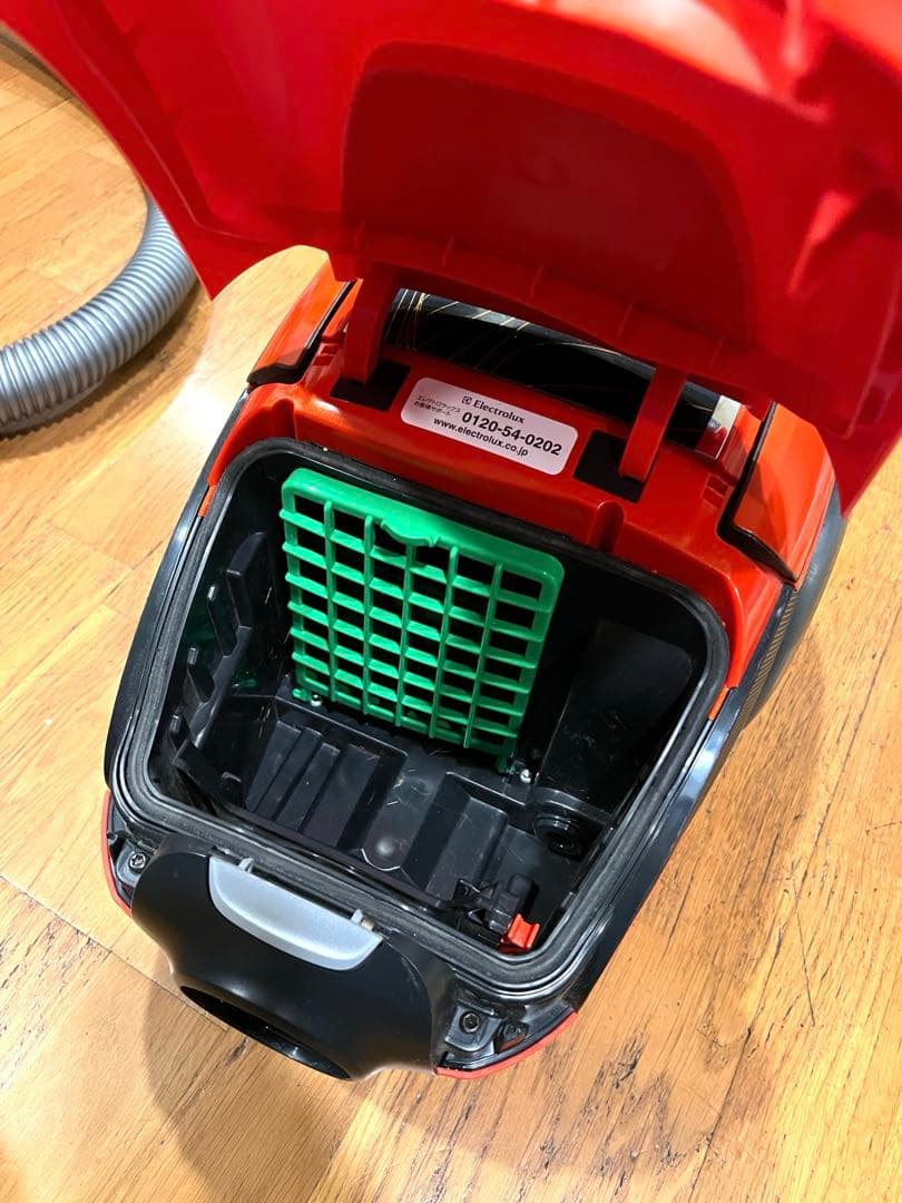 値引き不可‼️名品【Electrolux電気掃除機】エルゴスリーオート