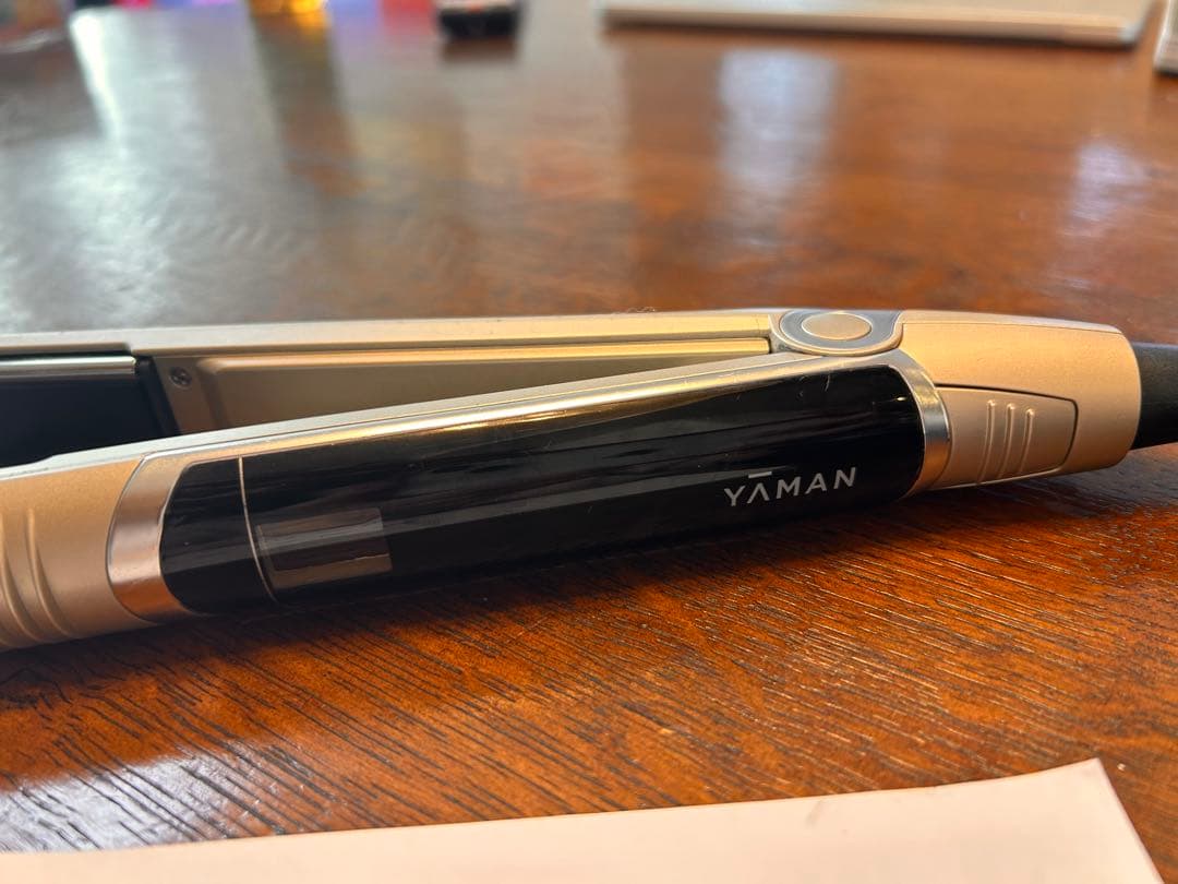 きじとら★YAMANスムースヘアアイロンフォトイオンプラスゴールド