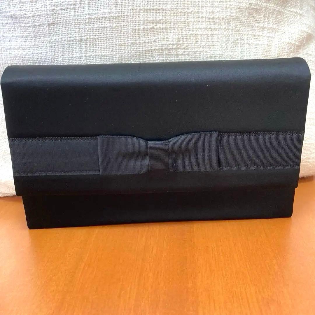 イヴ・サンローラン クラッチバック 匿名配送