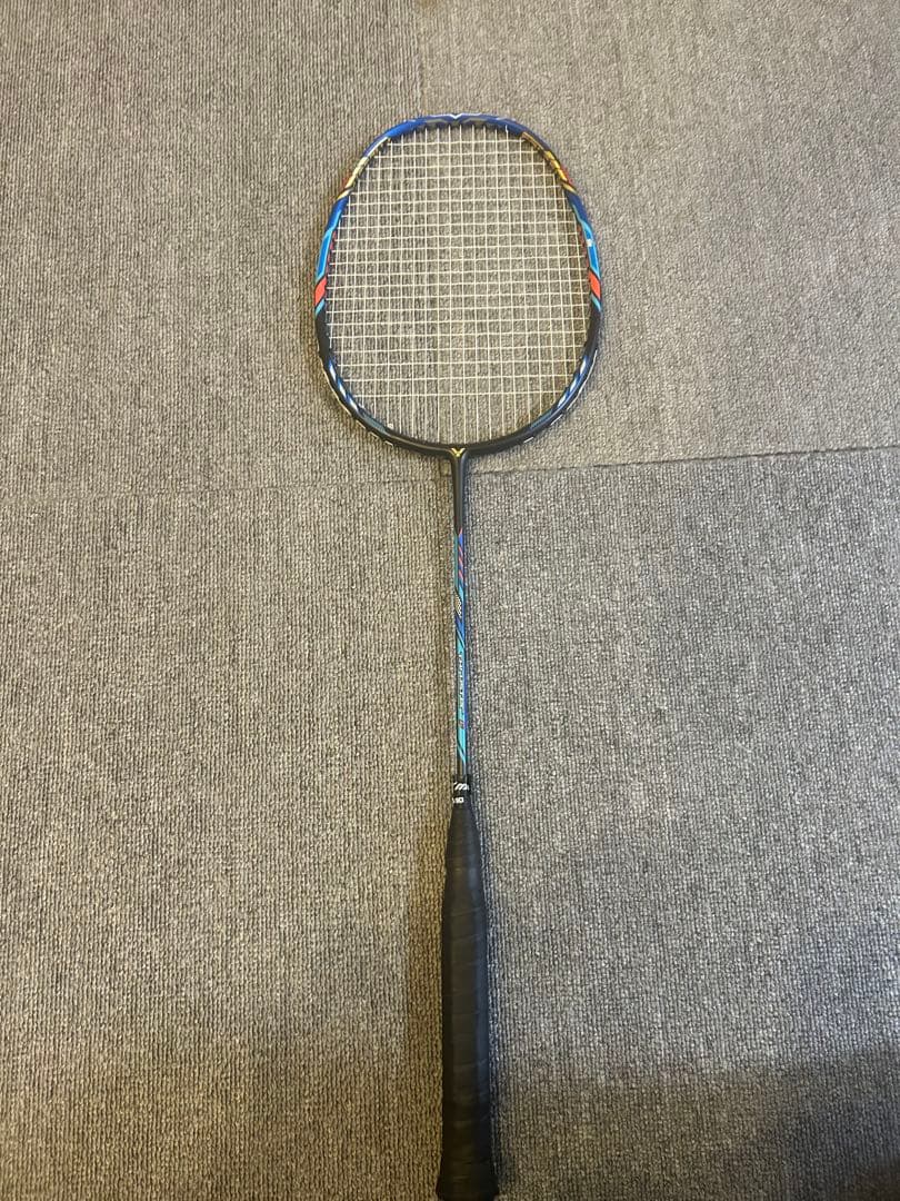 ラケット VICTOR THRUSTER F 4UG5