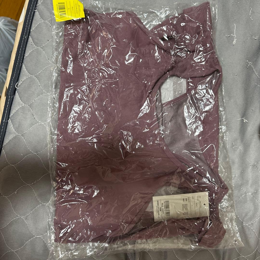 新品未開封、タグ付き