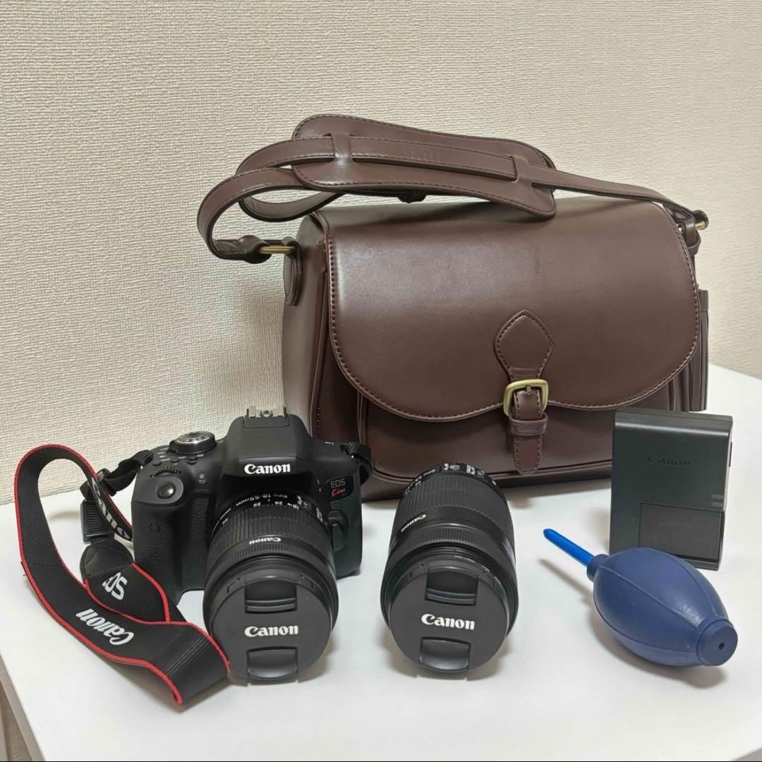 Canon EOS KISS X8i Wズームキット