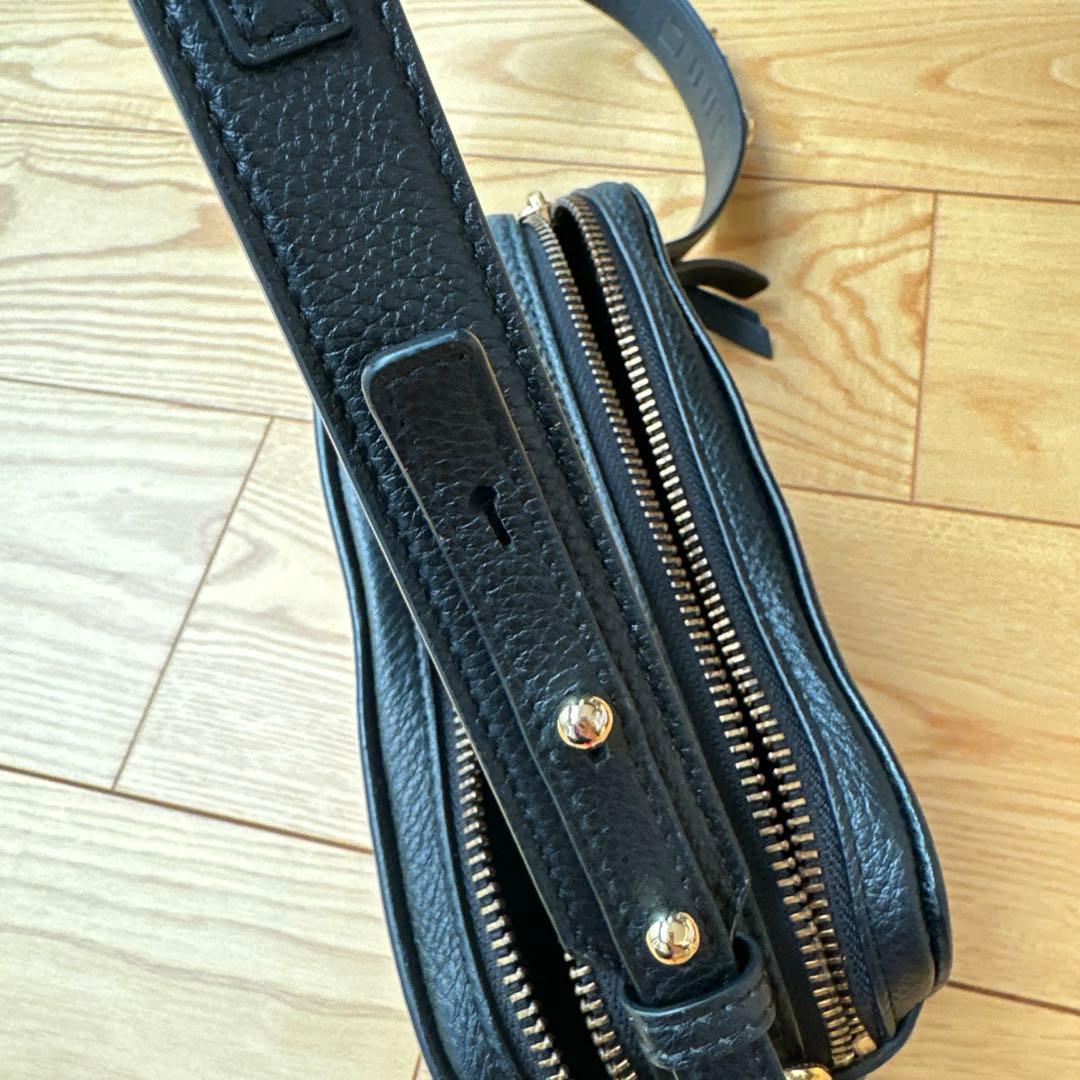 ビ*ス様 マークジェイコブス　ショルダーバッグ　ソフトショット21 ブラック　牛