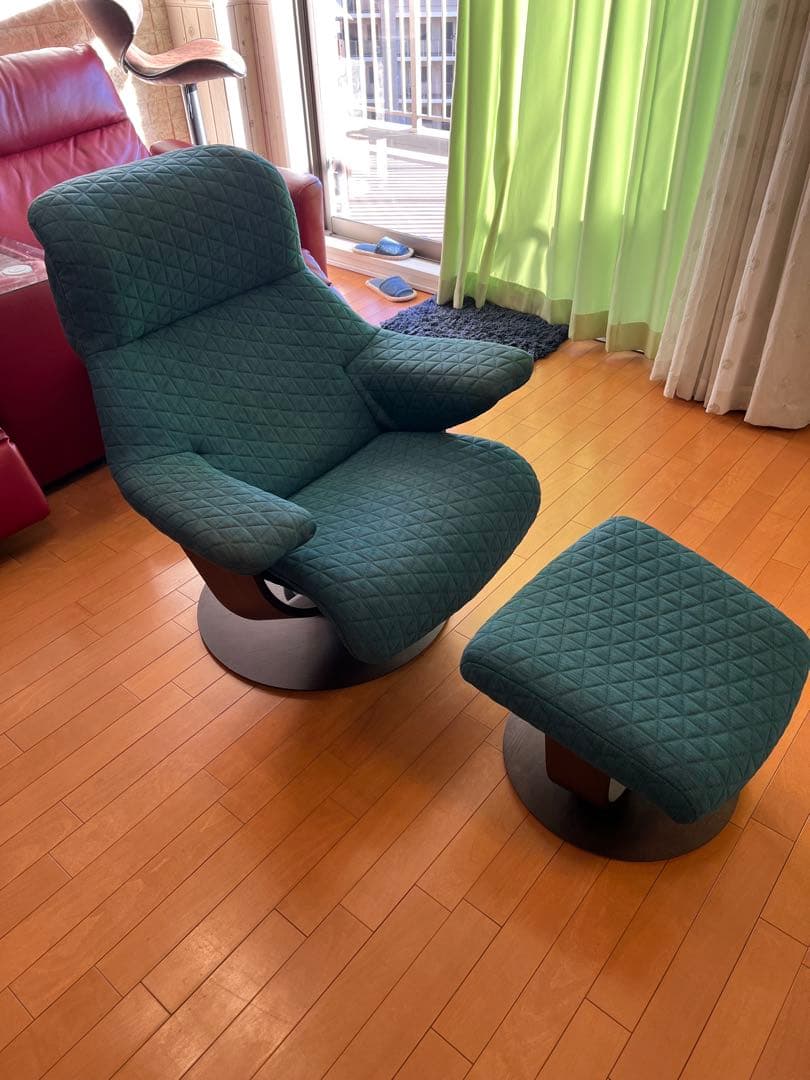 カリモク　ザ　ファースト　オットマン付　直接手渡しのみ　引き取りに来れる方限定