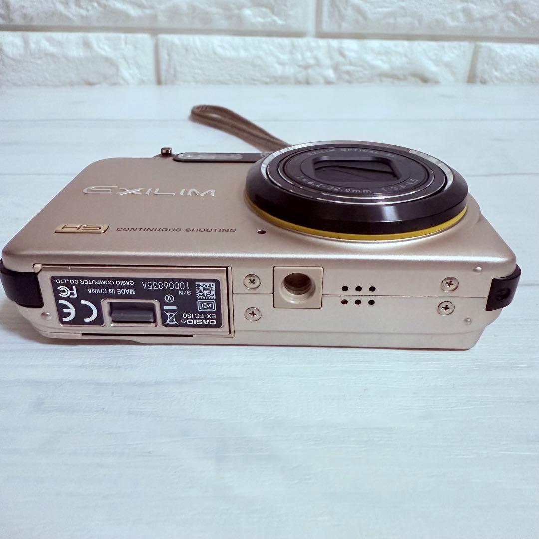 美品 CASIO EXILIM EX-FC150 ゴールド 高速連写＆HD動画