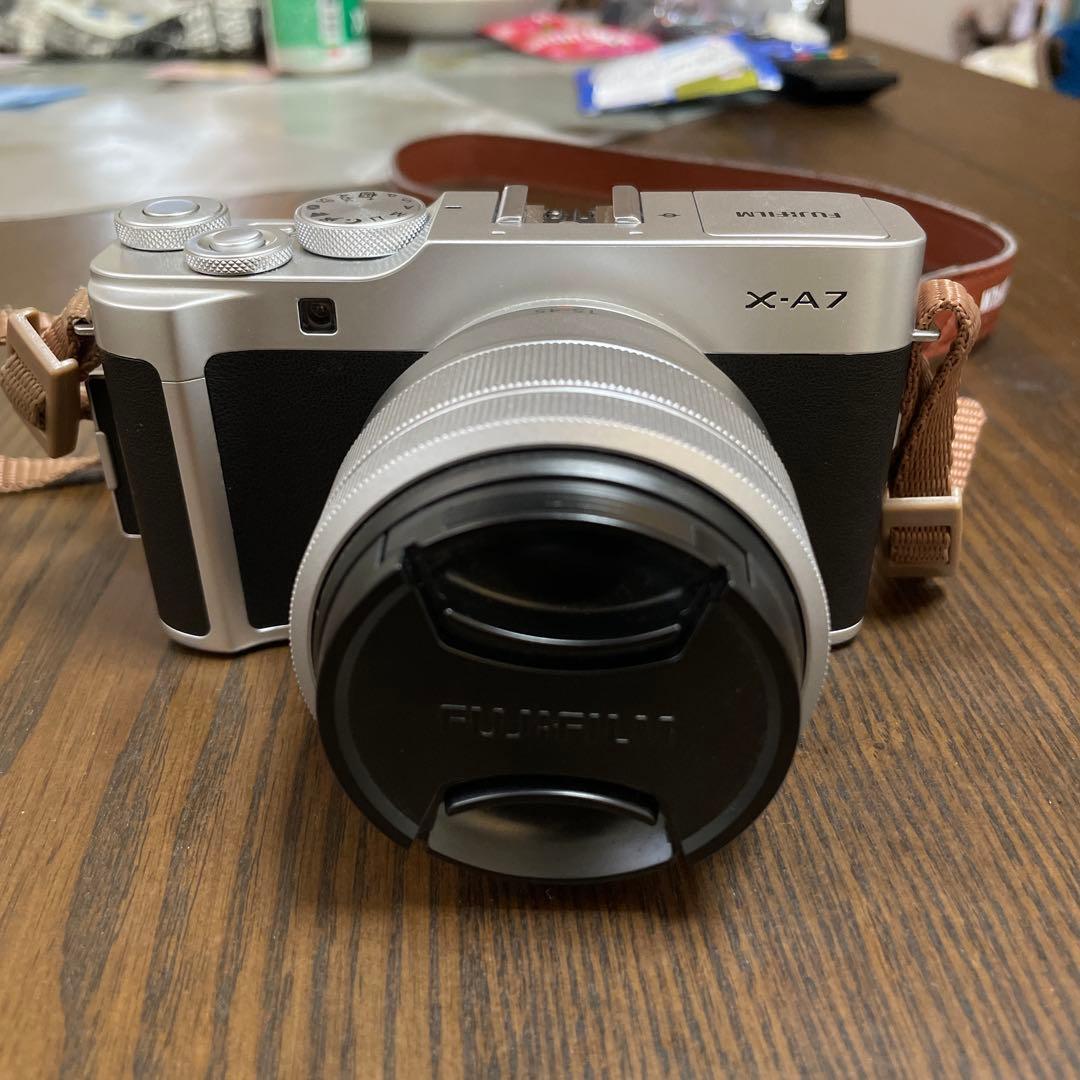 【クルティ】 Fujifilm X-A7 ミラーレスカメラ 5-45mm