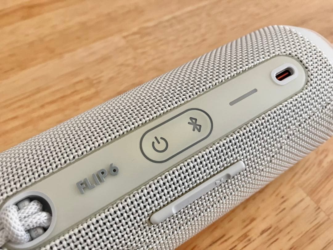 JBL flip6 ホワイト