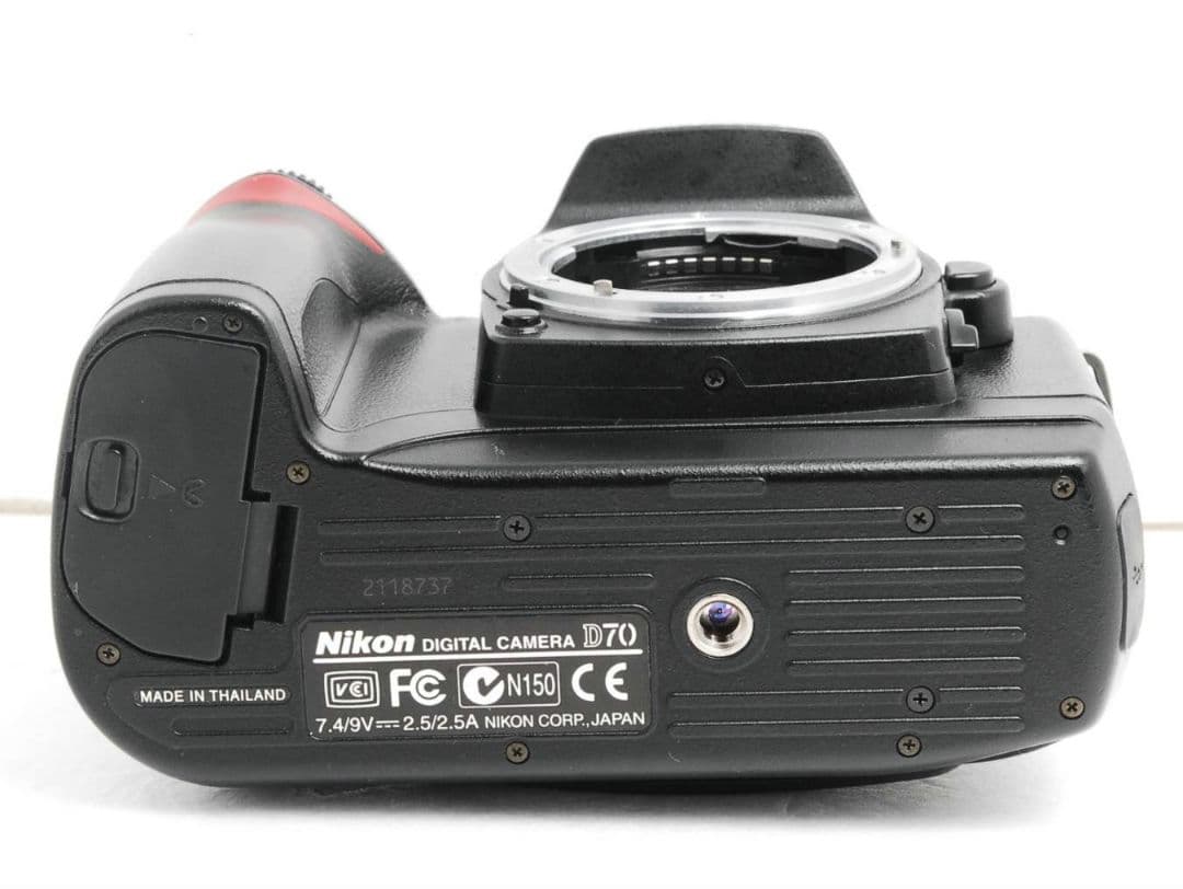 ねい様 NIKON　D70　広角から中望遠　初心者　一眼レフ⚡️ニコン⚡️