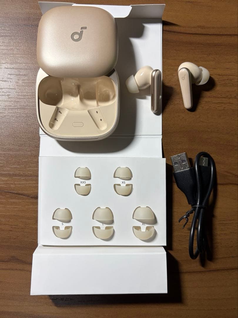 Soundcore Liberty5 シャンパンゴールド