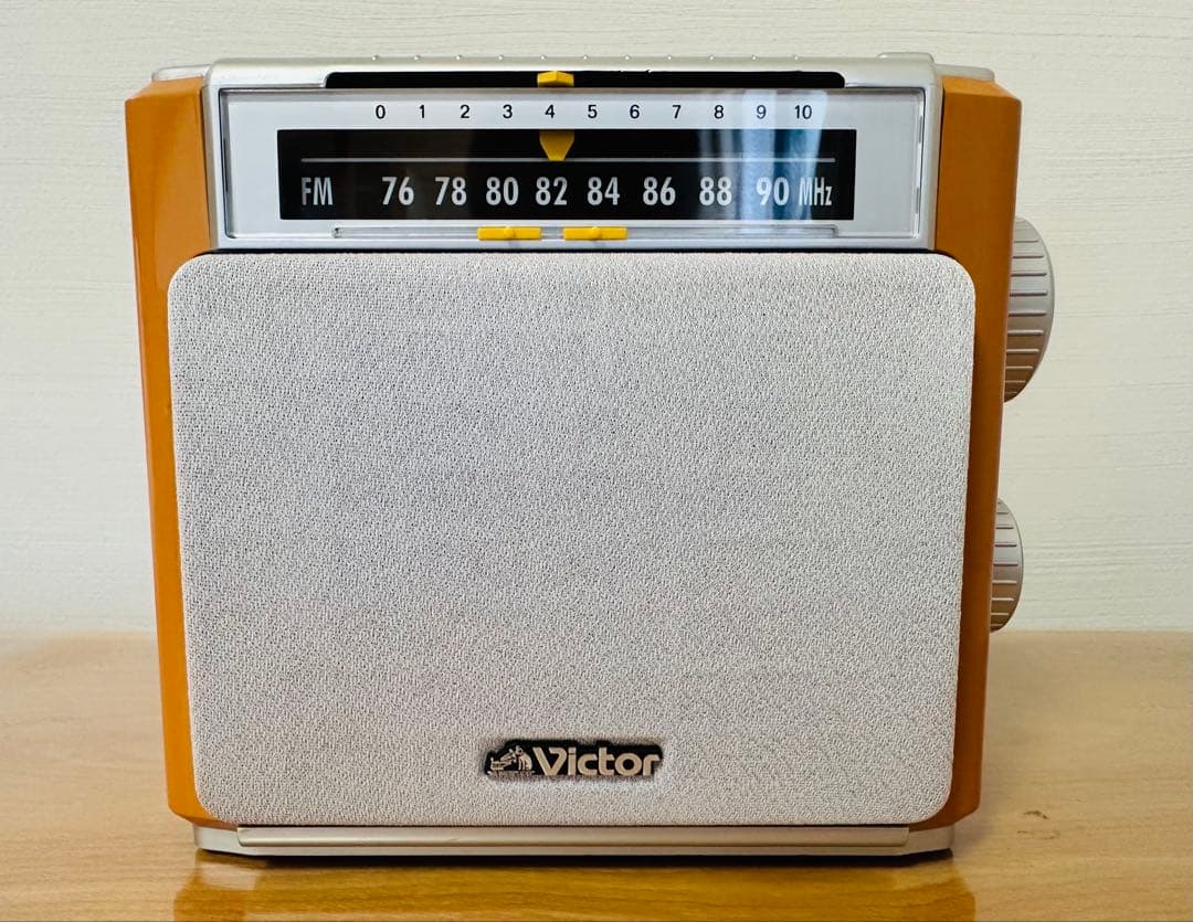 ビクター　ラジオ（FM/AM)　RA-H56