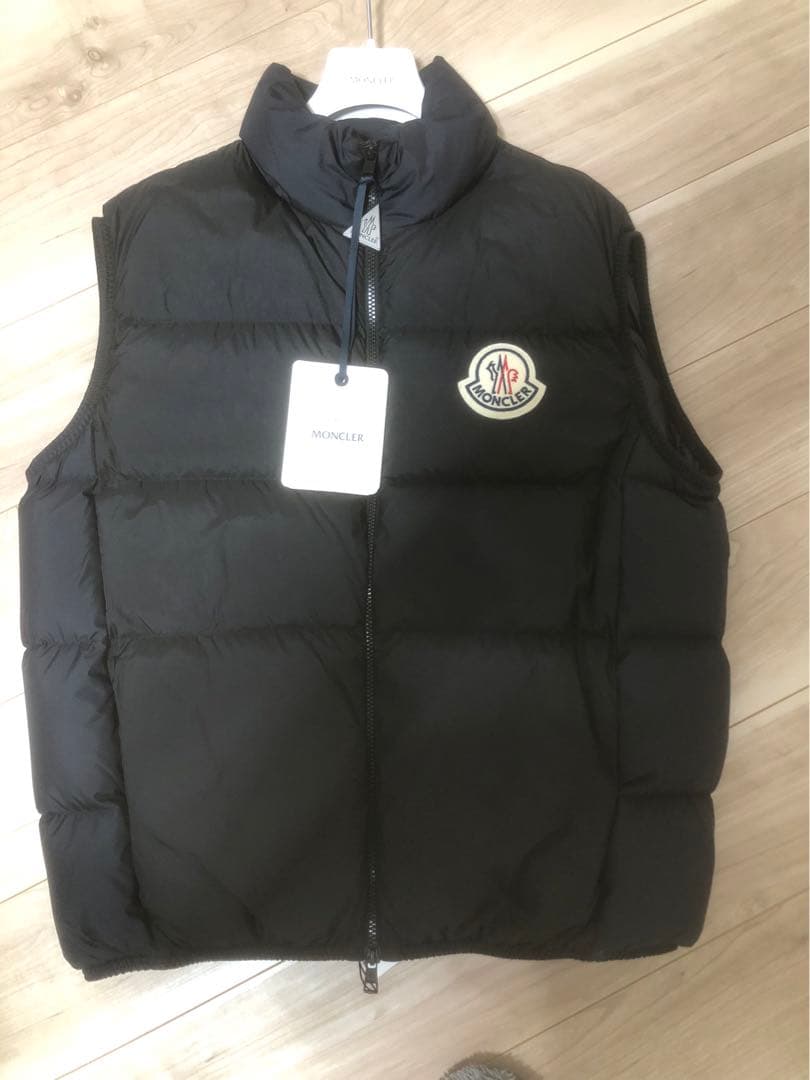 ジャケット・アウター MONCLER ALMAZ GILET
