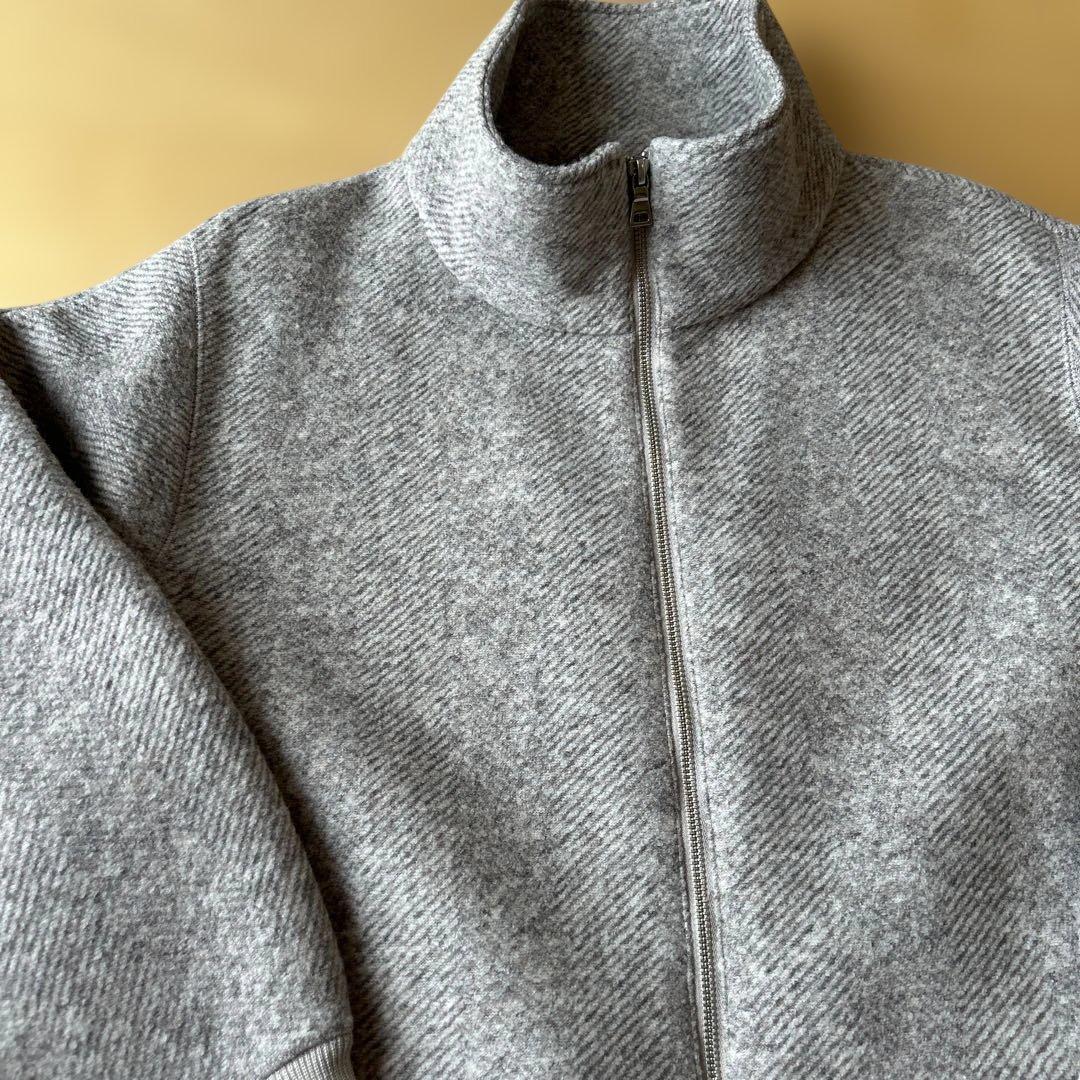 アダムエロペ　ハイネックブルゾン　グレージュ　サイズフリー