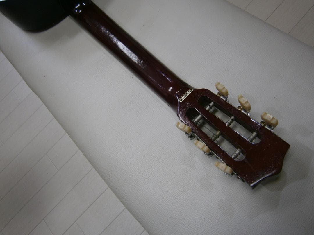 値下げ・Shima＜NO.1400＞日本製・ビザールギター・ピックギター