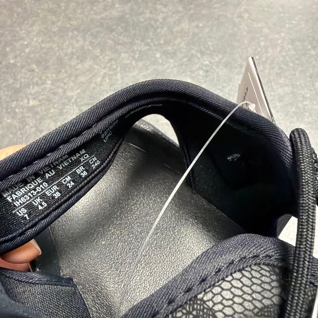 ナイキココ　KOKO COCO 新品未使用美品　24cm