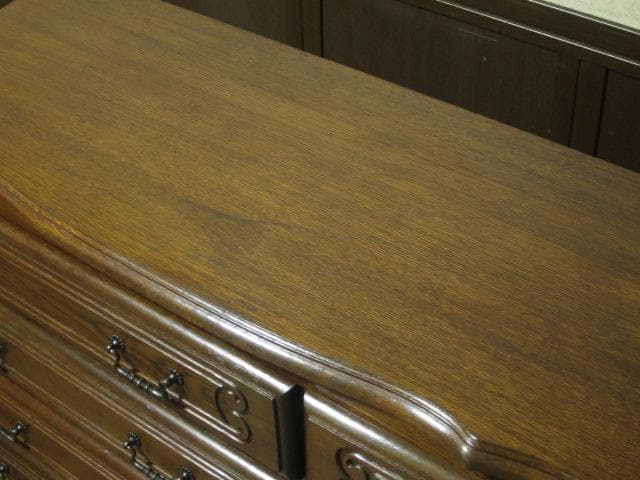 ルーマニア製 オーク材 猫脚 クラシック 8ドロアー サイドボード チェスト