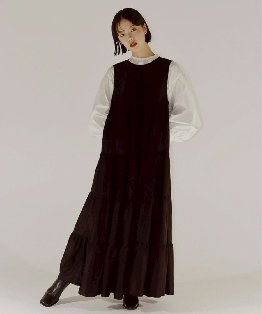 PERNA ノースリーブティアードロングワンピース