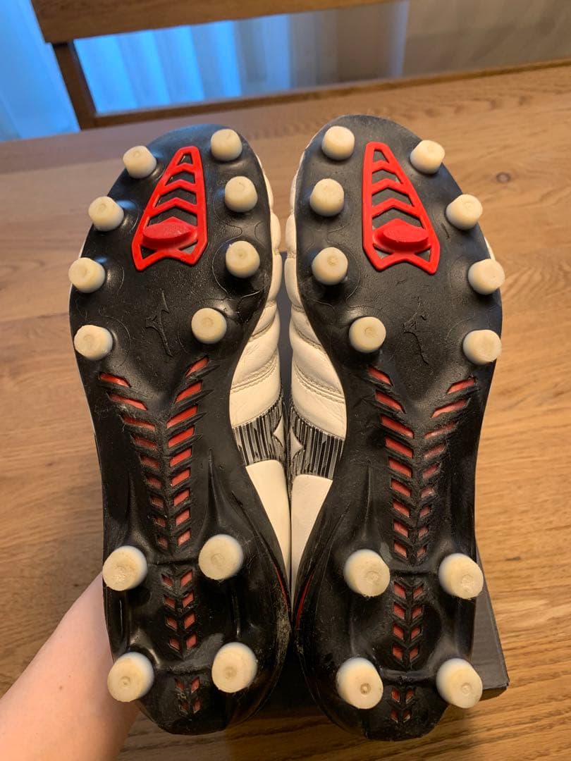 Mizuno Morelia Neo サッカーシューズ 24.0