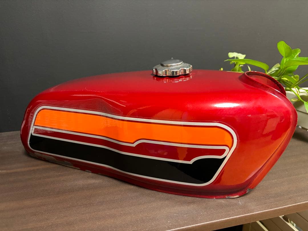 SARU36　バイクタンク 赤 ストライプデザイン　sr400