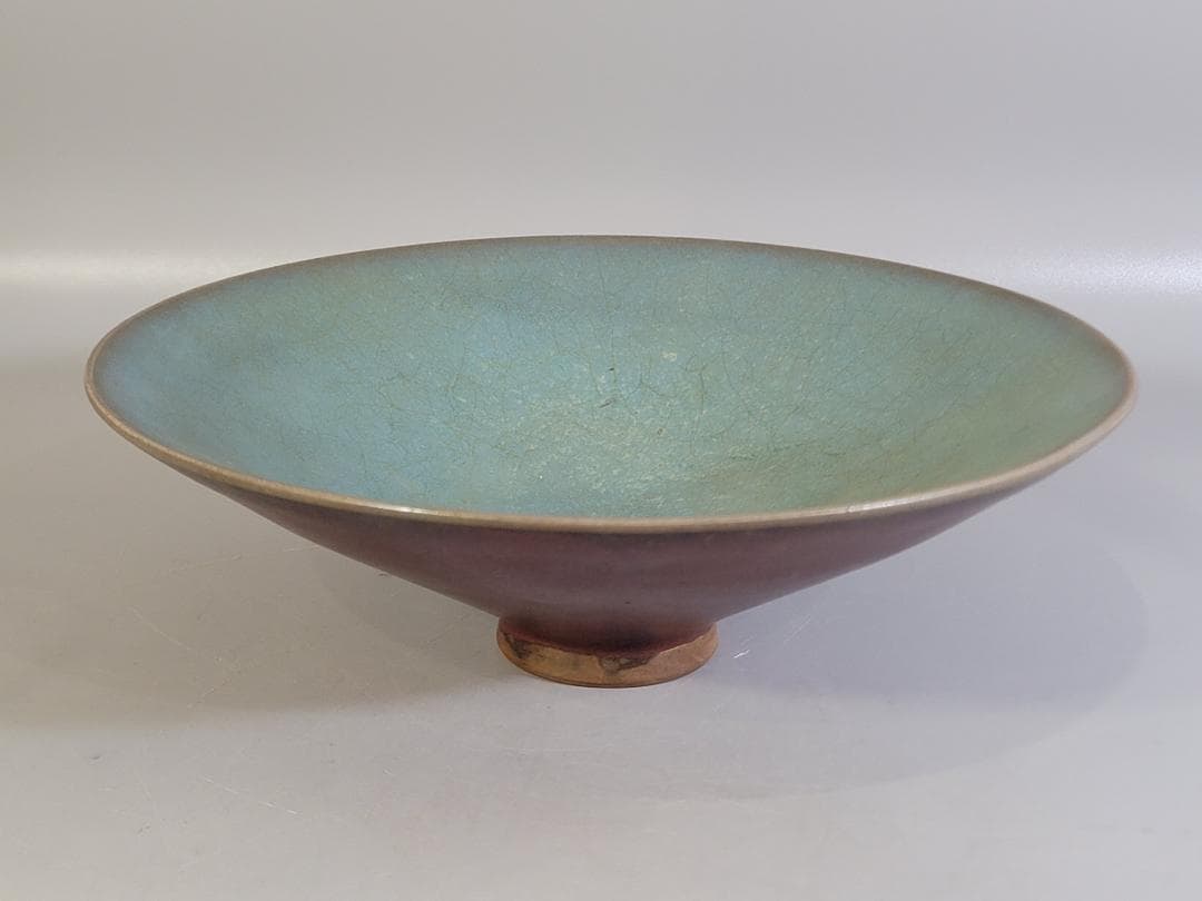 鈞窯　天藍釉紫斑　茶碗