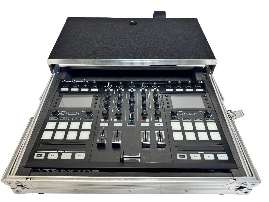Traktor Kontrol S5 DJコントローラー【フライトケース付】