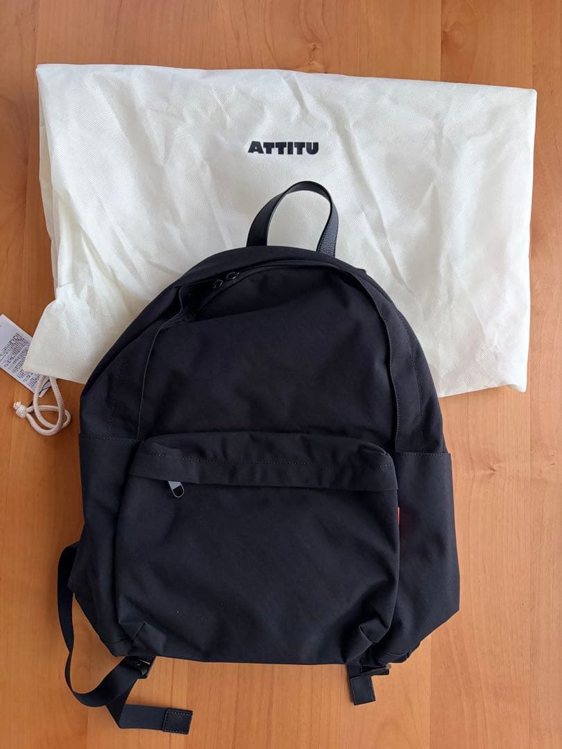 土屋鞄　ATTITU バックパック M ブラック　ネオンオレンジ