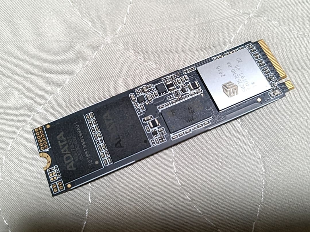 内蔵型SSD ADATA XPG SX8200Pro M.2 SSD1TB PCIe Gen3