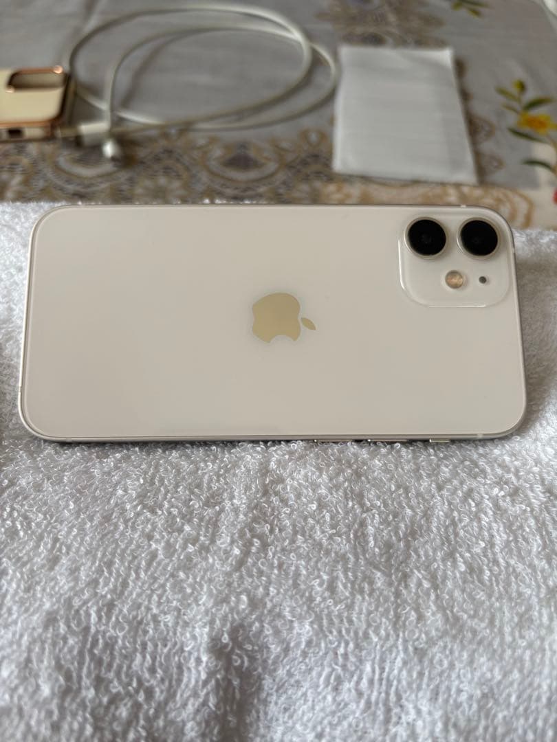 Apple iPhone 12mini 64GB ホワイト 本体 美品❗️
