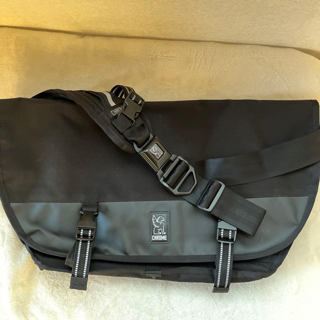 美品　Chrome メッセンジャーバッグ MINI METRO 斜め掛け　黒