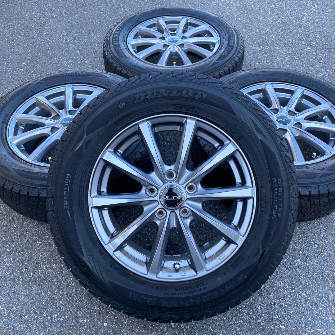 中古バリ溝ダンロップスタッドレスセット215/65R16 30系ヴェルファイア等