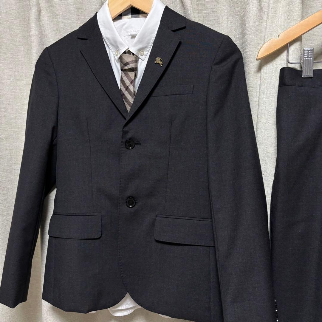 希少　バーバリーブランドスーツ　セット　ネクタイ　卒業式150
