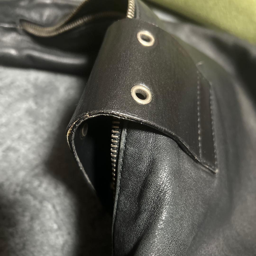 ディオール　ストリートシックハーフムーン