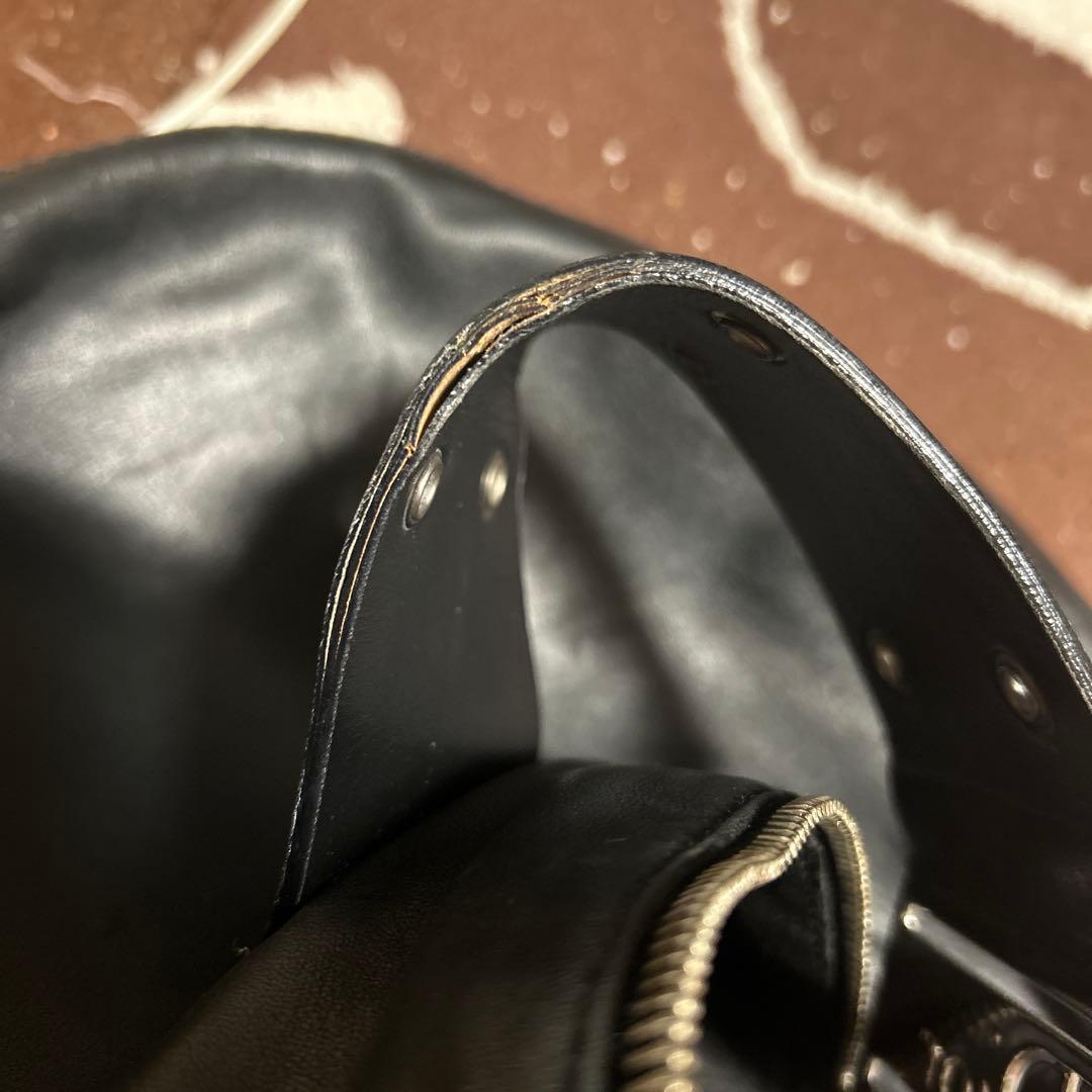 ディオール　ストリートシックハーフムーン