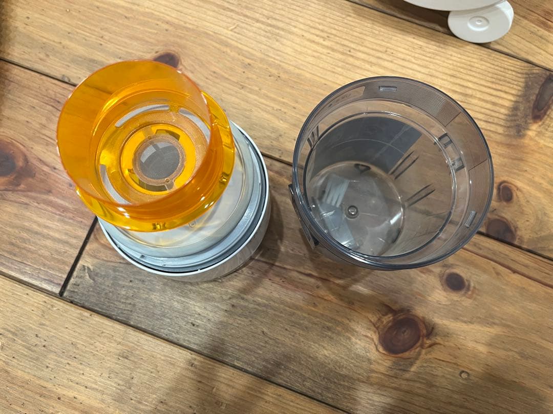 TOSHIBA サイクロン掃除機 トルネオVC-S610X ホワイト