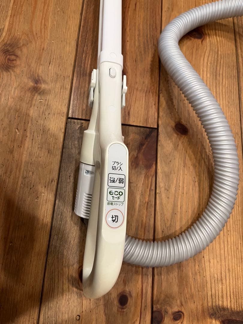 TOSHIBA サイクロン掃除機 トルネオVC-S610X ホワイト