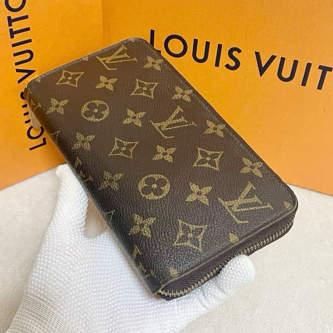 ルイヴィトン　モノグラム　長財布　ジッピーウォレット　ラウンドファスナー