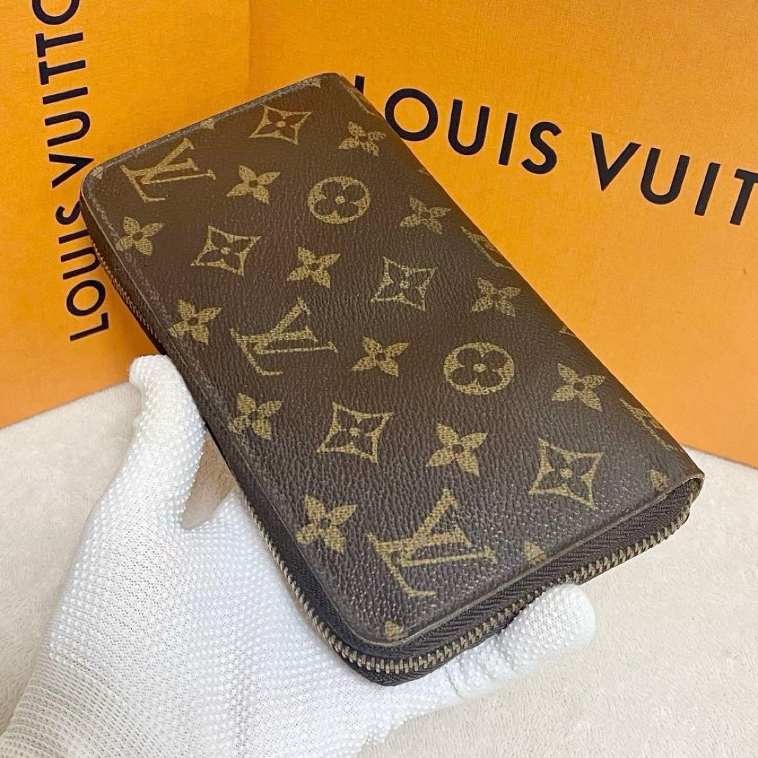 ルイヴィトン　モノグラム　長財布　ジッピーウォレット　ラウンドファスナー