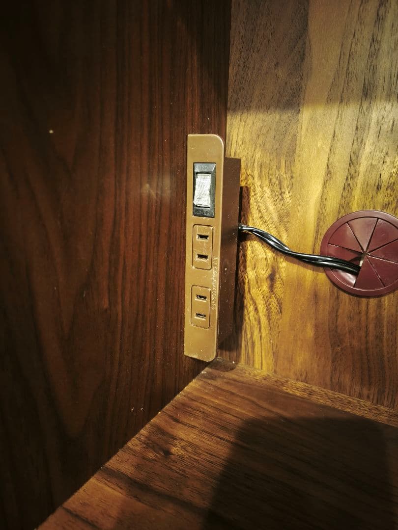 ウッド調 キッチン収納 食器棚 ガラス扉付き