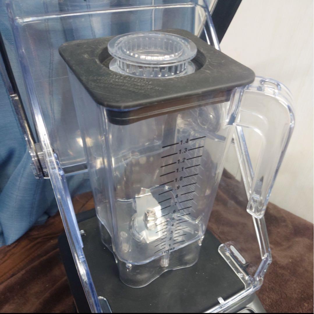 2018年製 Hamilton Beach ブレンダー HBH755