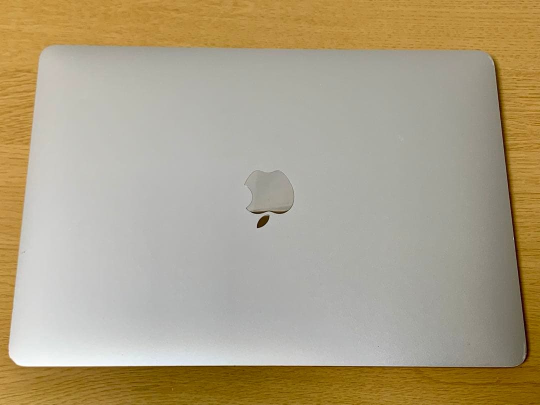 MacBook本体 MacBook Air 2020 Core i7 RAM16G SSD512G