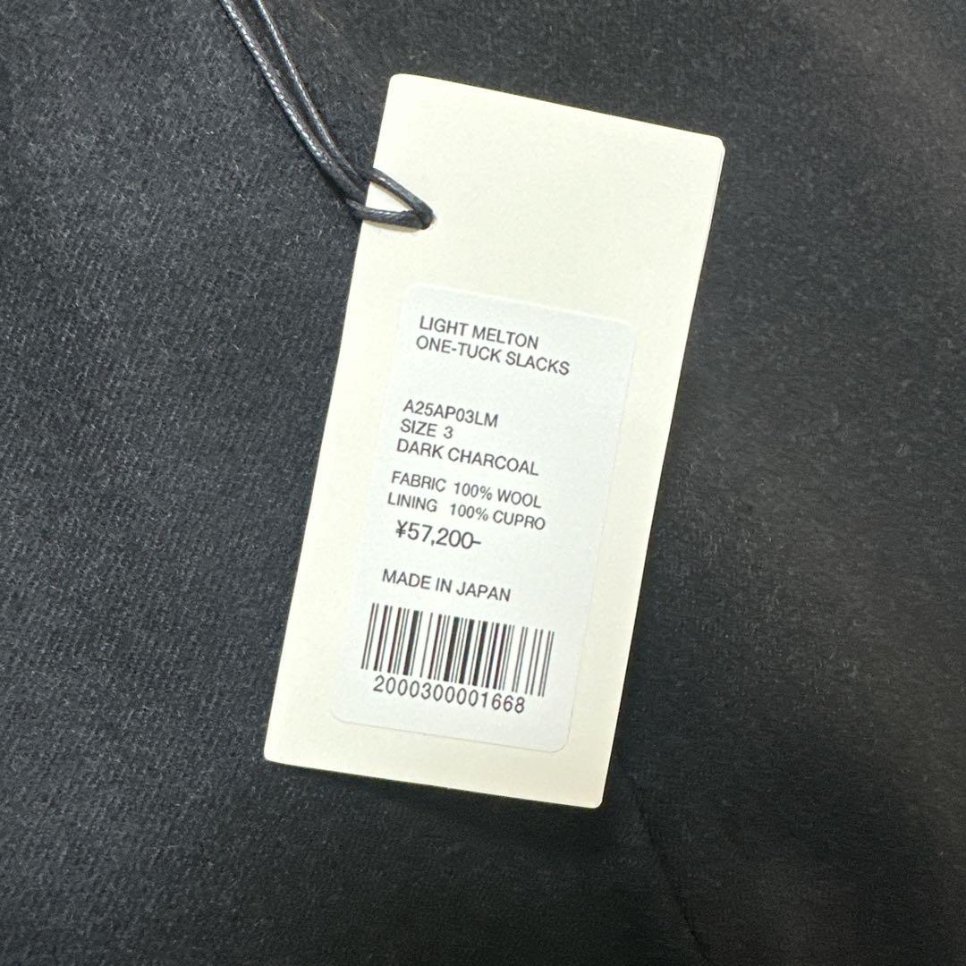 パンツ AURALEE LIGHT MELTON ONE-TUCK SLACKS